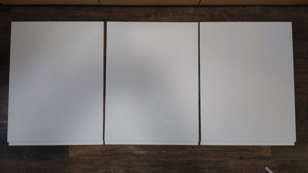 Fronty meblowe Ikea Voxtorp białe oraz ciemny orzech