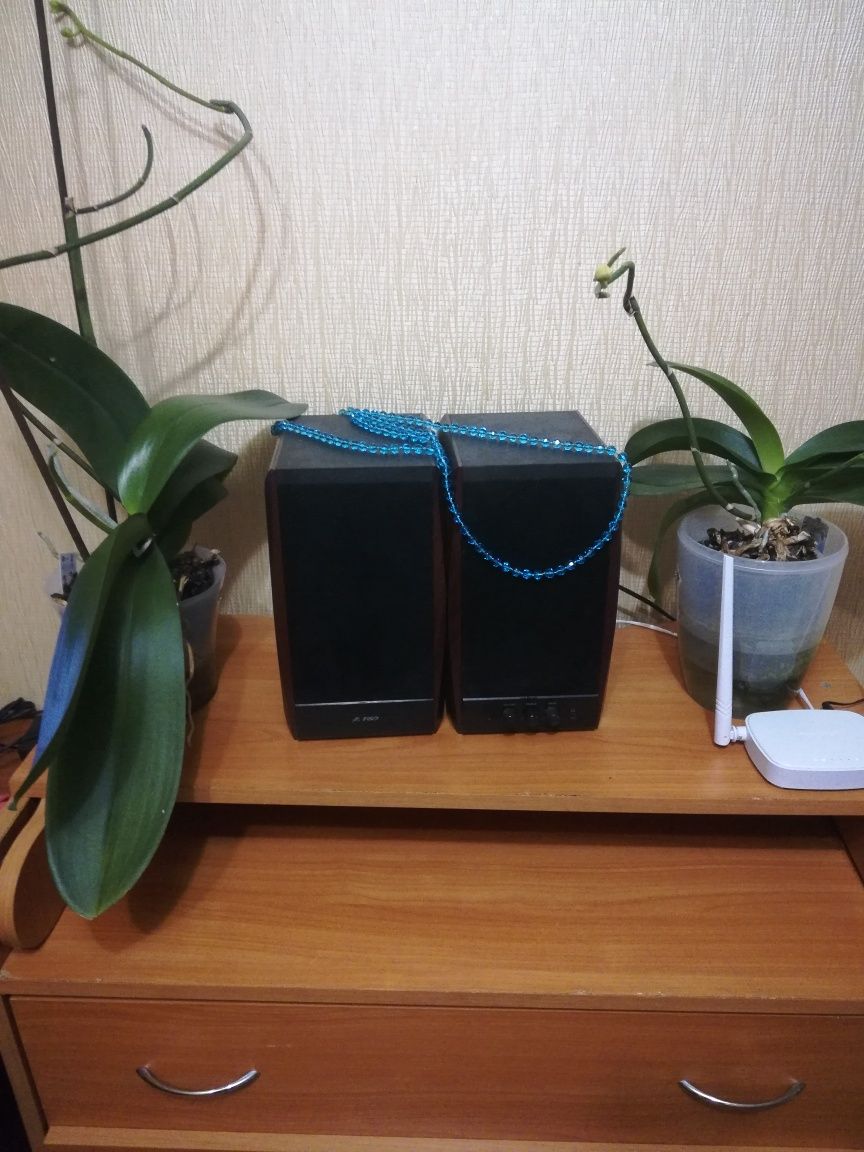 Колонки F&D multimedia speaker