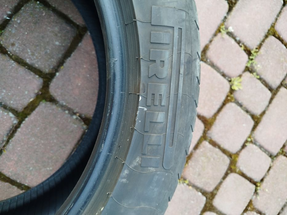 Opony Pirelli 255/45 R 18