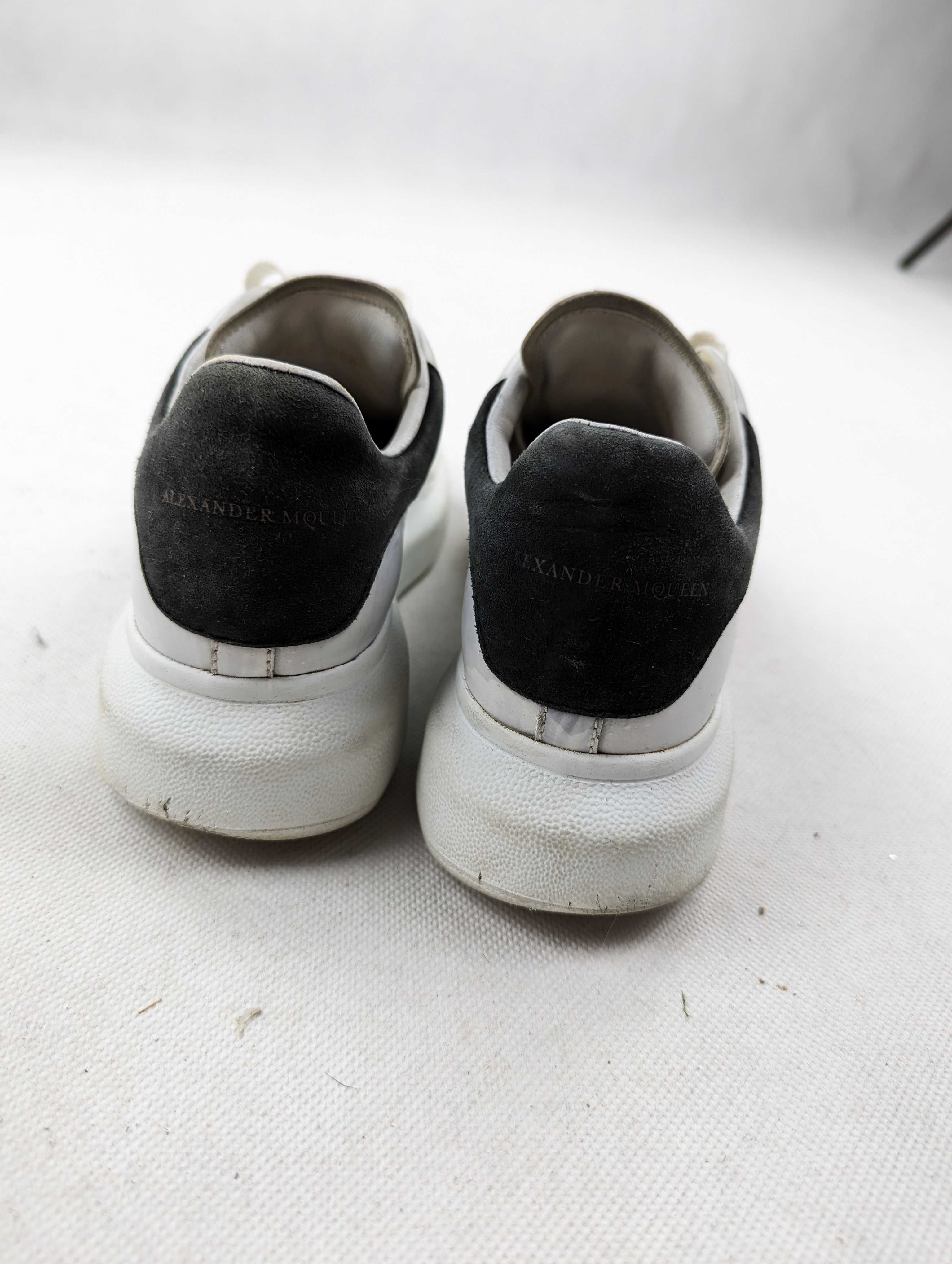 Alexander McQueen białe buty 36
