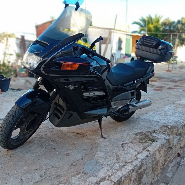 Honda Pan European