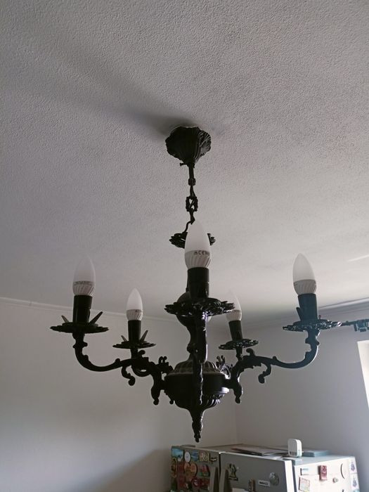 Żyrandol z mosiądzu