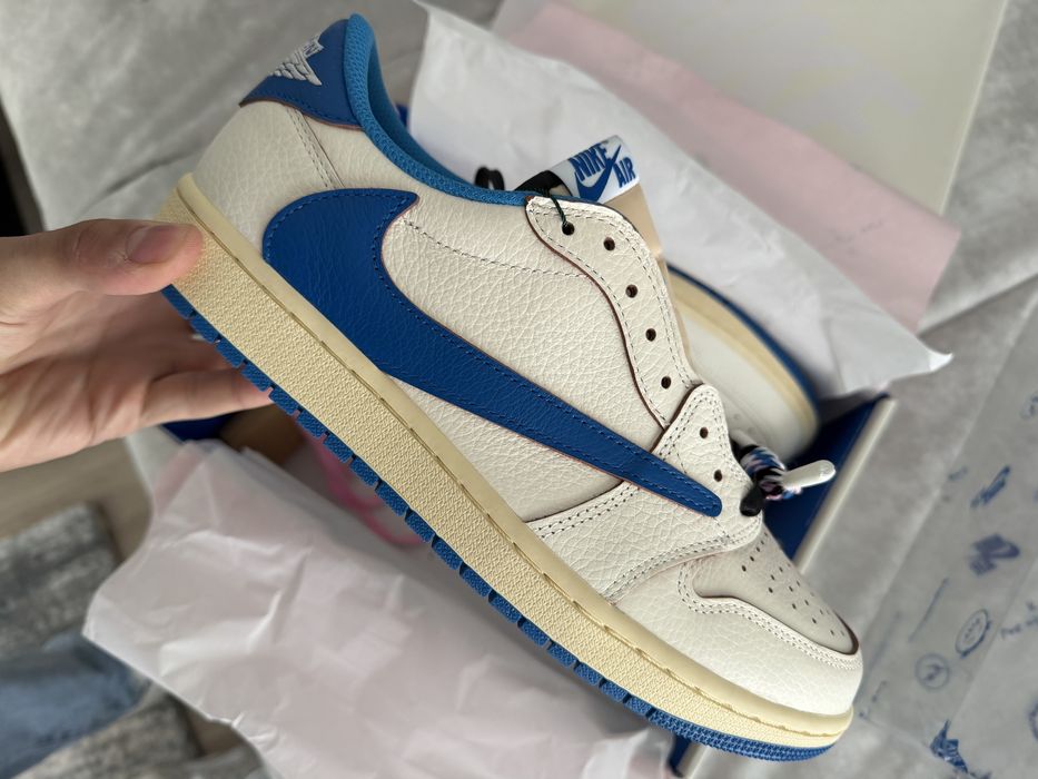 Air Jordan 1 Low “Travis Scott” sneakers