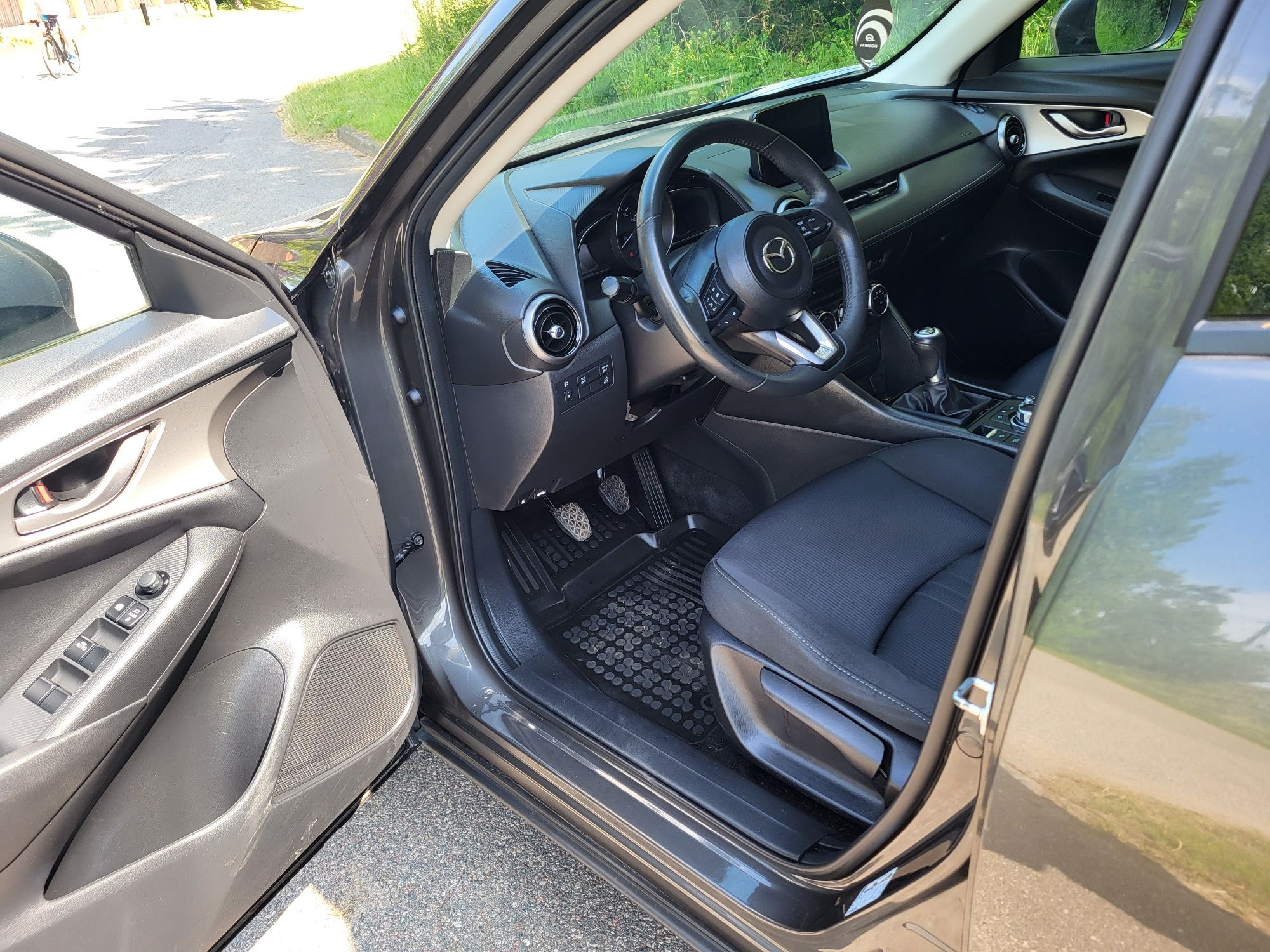 Mazda cx 3 2.0 benzyna  nawigacja  car- play