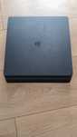 Ps4 slim z kontrolerem .wysyłka proszę pytać