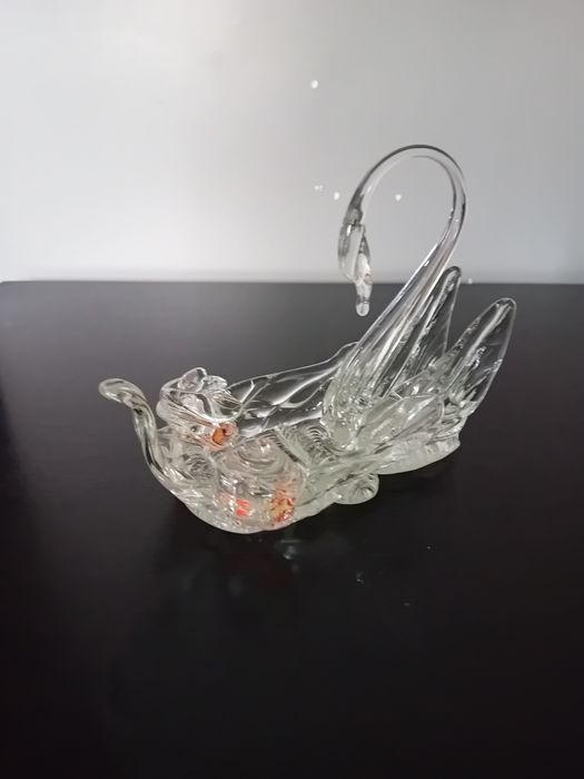 Zestaw szklanych figurek