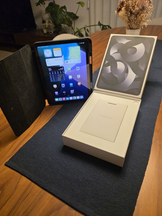 IPad Air M1 11" 64GB, 10 256GB SELADO. Troca/Retoma. Capa Smart Folio