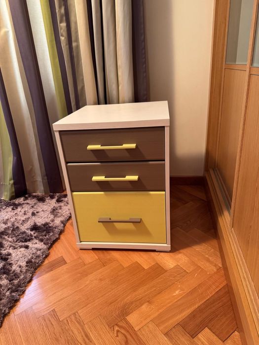 Mesa de Cabeceira como nova