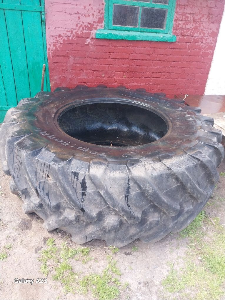 Продам колесо 710/75r42