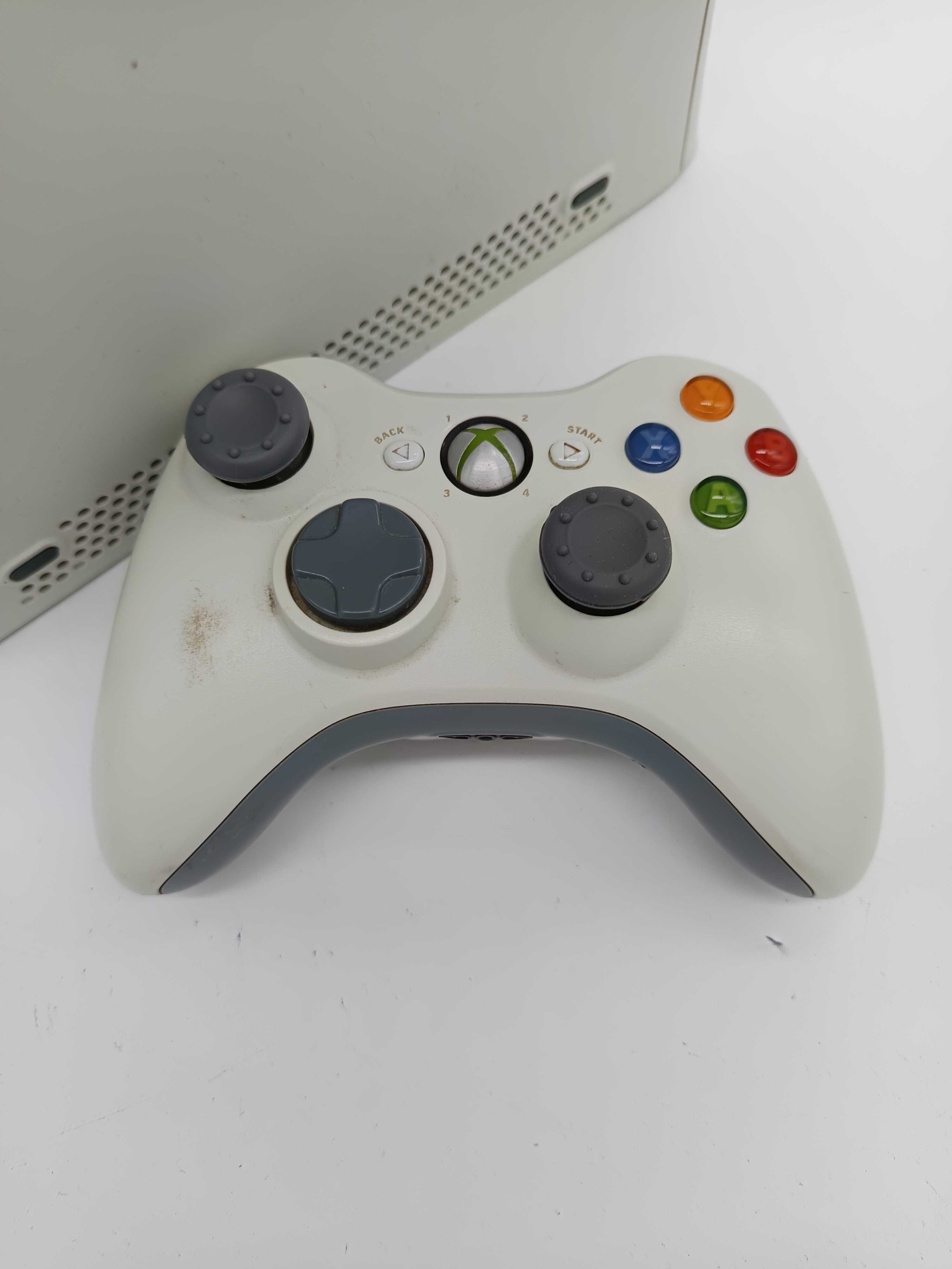 Konsola Microsoft Xbox 360 15 GB biały + gry + pad