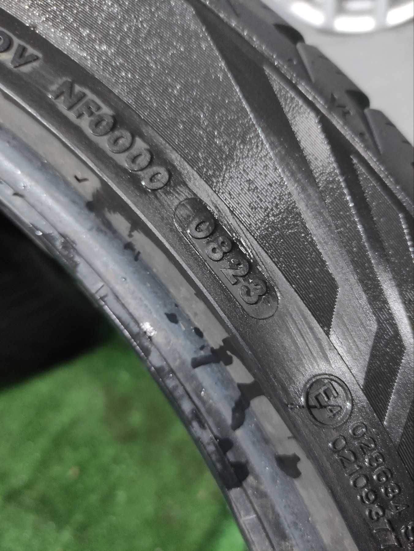 Шини Vredestein QuatracPro 285/40R21 Пара Всесезонні Склад Оригінал