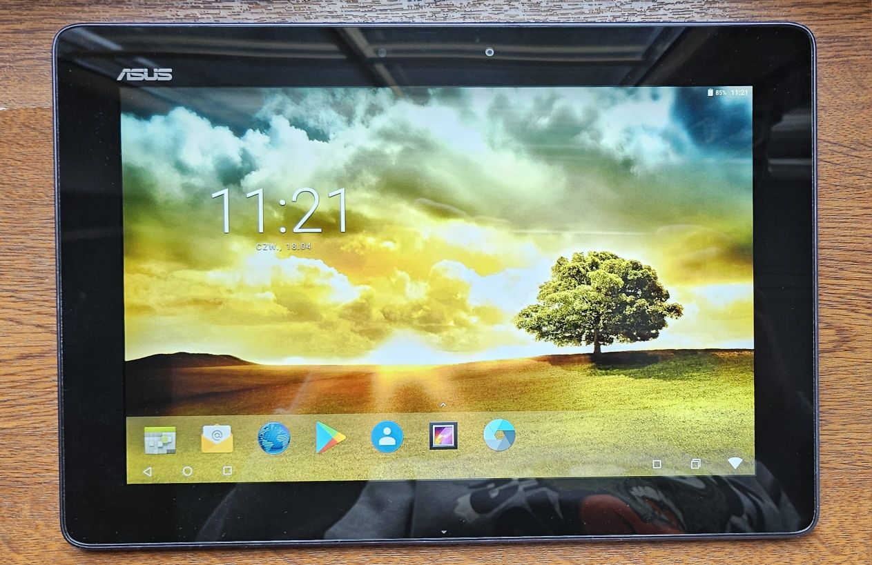 Tablet Asus TF700t z klawiatura