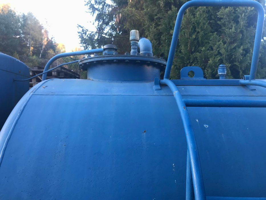 Stacjonarny zbiornik paliwa