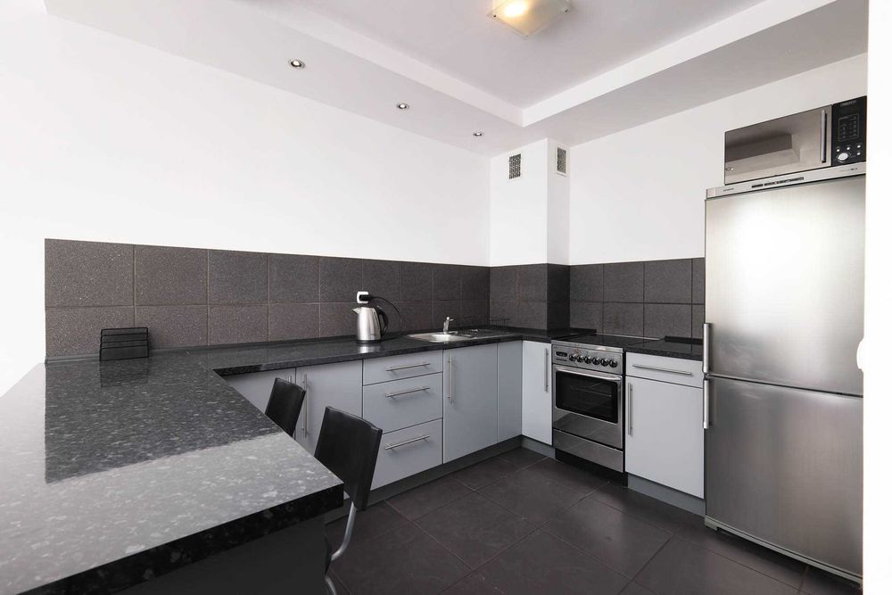 Piękne studio z balkonem i garażem blisko linii szybkiego tramwaju