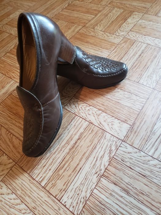 Туфли женские коричневые