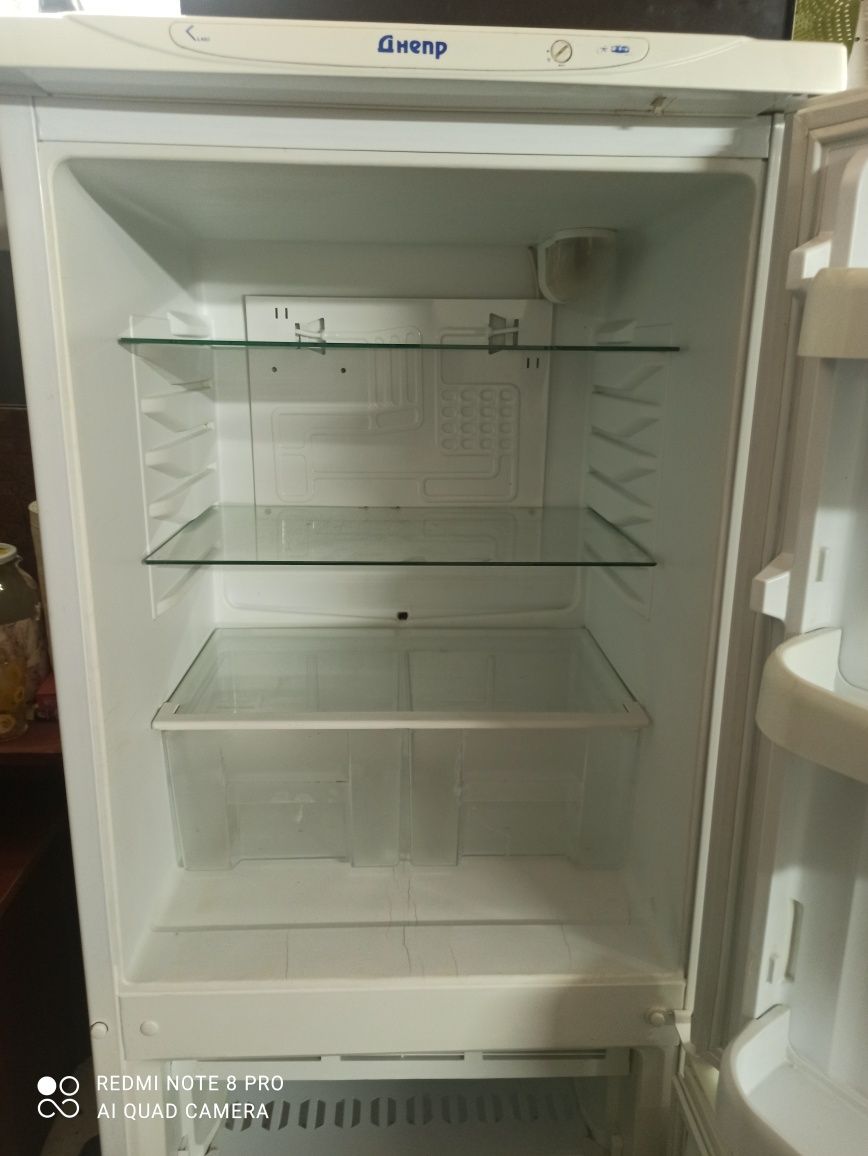 Холодильник Днепр 5000 грн