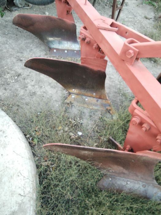 Продам плуг в гарному