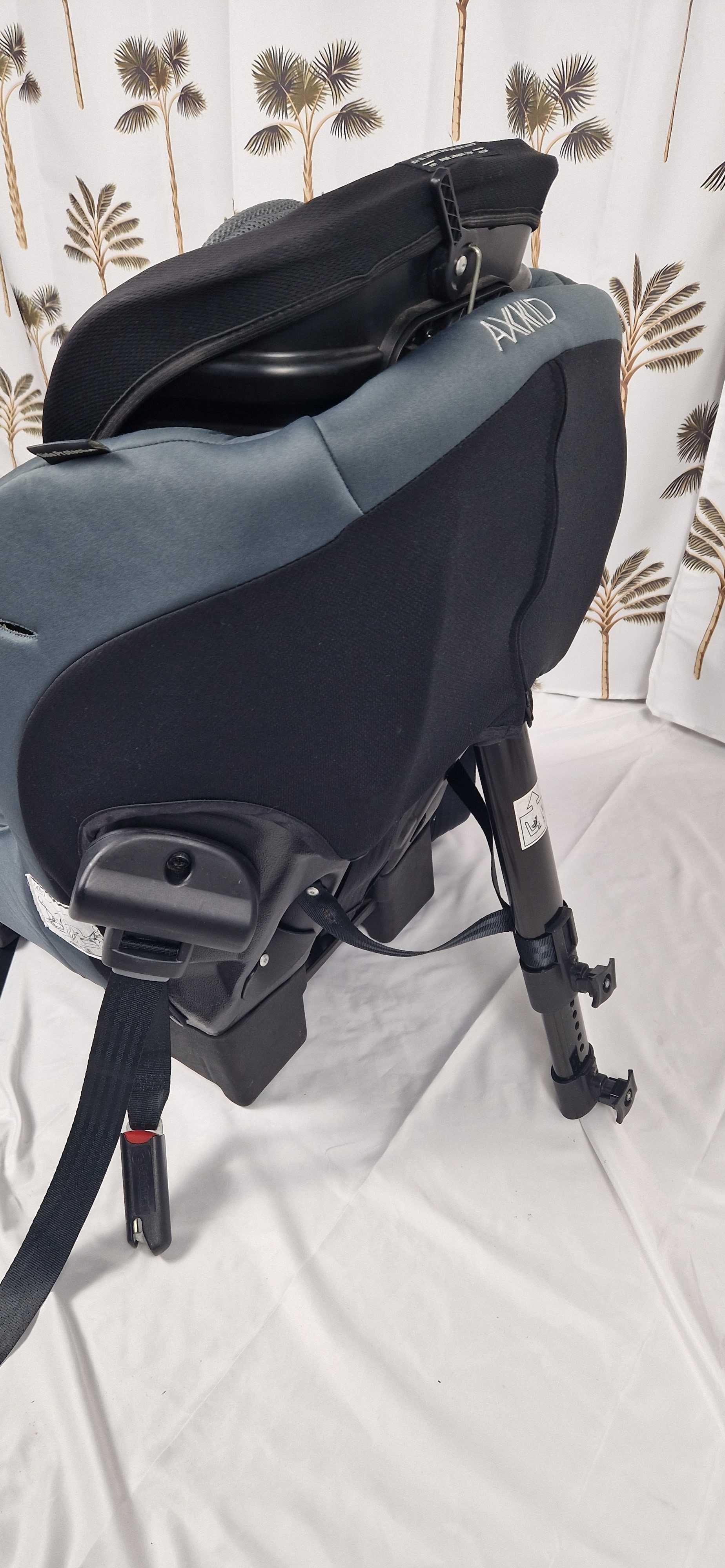 Fotelik samochodowy Axkid Minikid 1.0 9-25kg