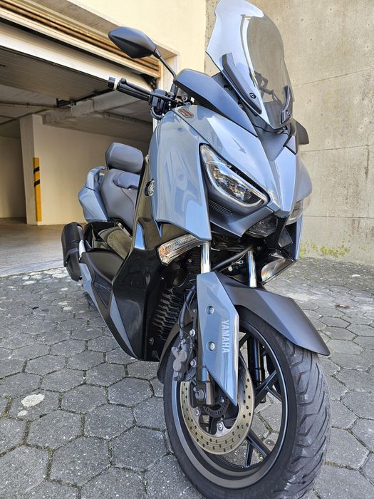 Yamaha xmax 300 tech max