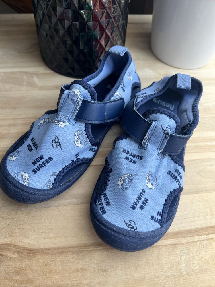Sandały kryte buty letnie kapcie 32 Sinsay