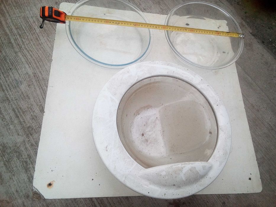 Продам стиральную машыну Занусси. под ремонт Малютку стекла