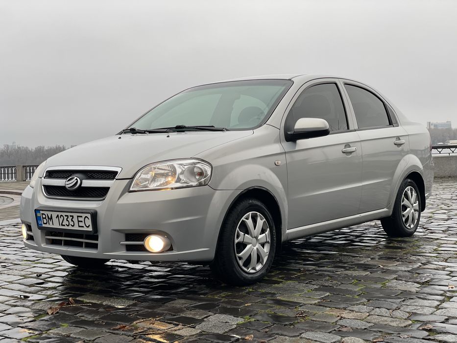 Продам ухоженную Zaz Vida в родной краске!