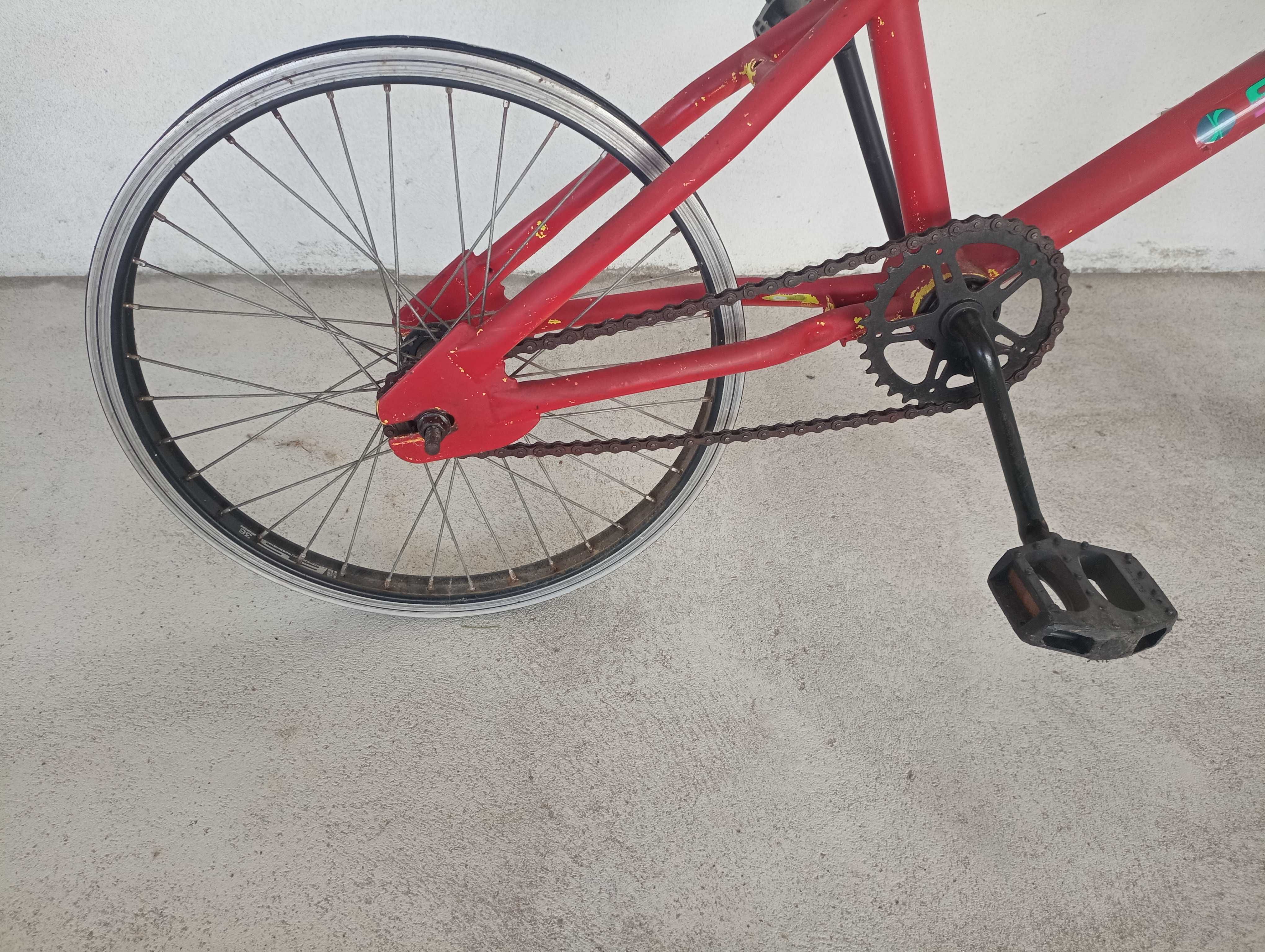 Quadro de BMX para reparação