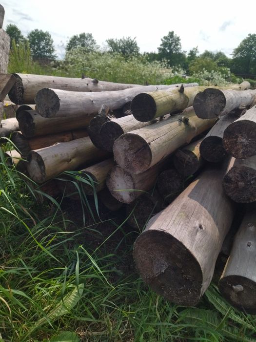 Kołki okorowane, stemple na huśtawkę, altanę