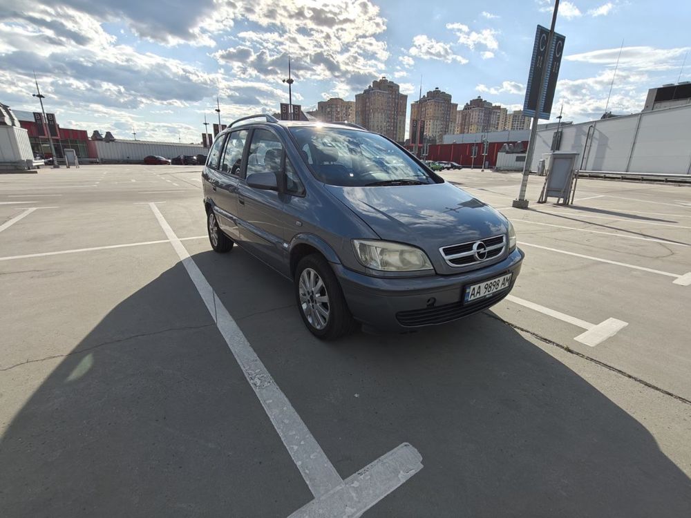 Продам Opel Zafira A