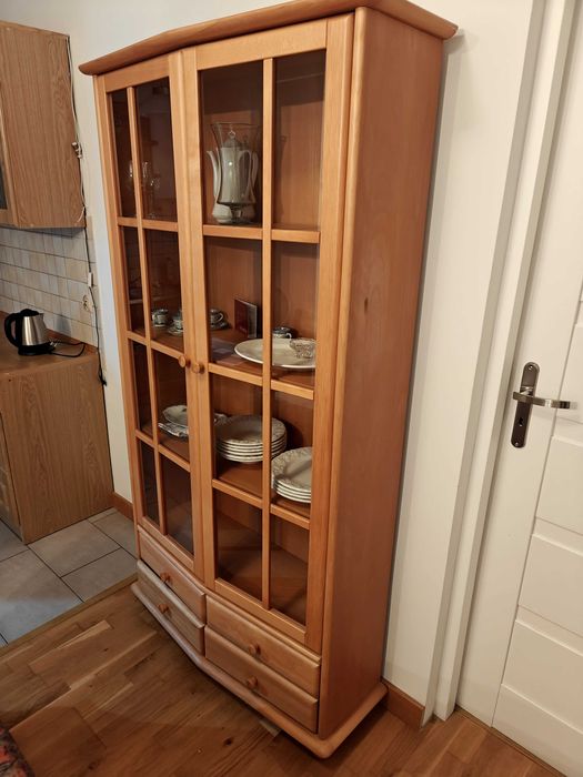 Witryna z szufladami