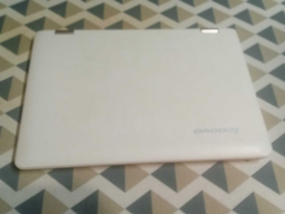 Portátil LENOVO YOGA 300
