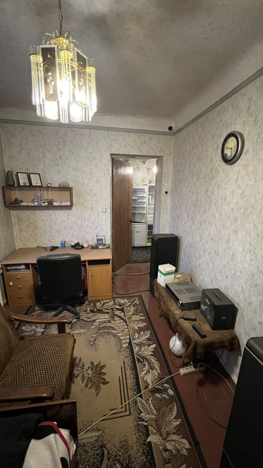 Сдам 2 комн квартиру   м) Ю.Ж.Д рядом5000грн