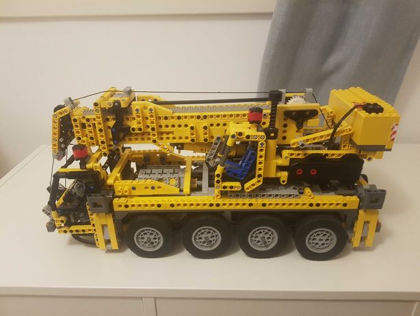 Lego Technic Dźwig 8421