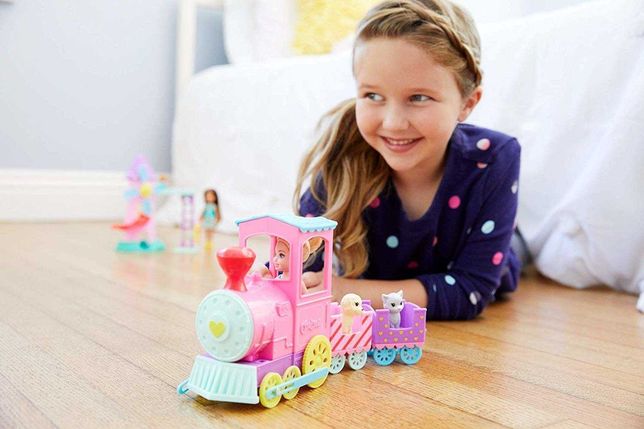 Nowa zabawka Barbie chelsea pociąg