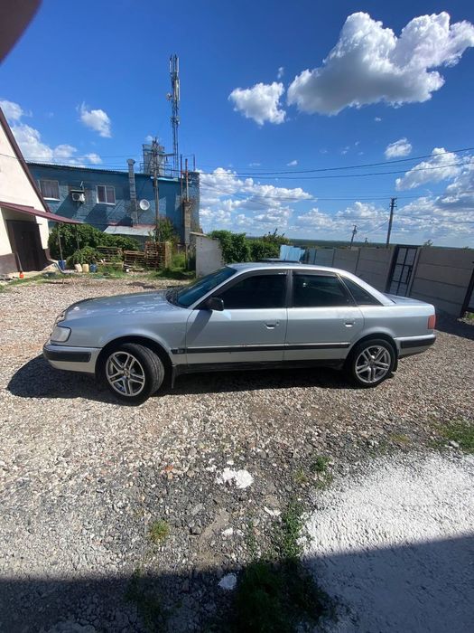 Продам Audi 100 c4 2.3