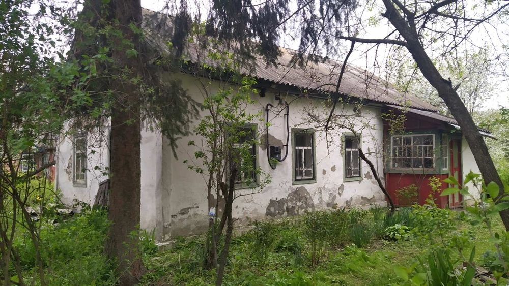 Продаю будинок хату з садом та огородом