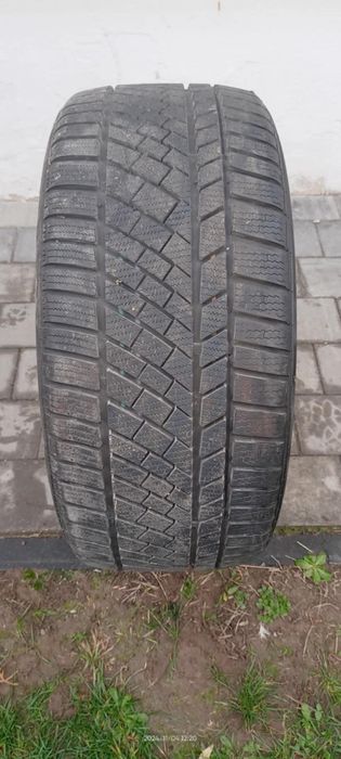 Opona Continental Conti Winter Contact TS 830P 245/40/18