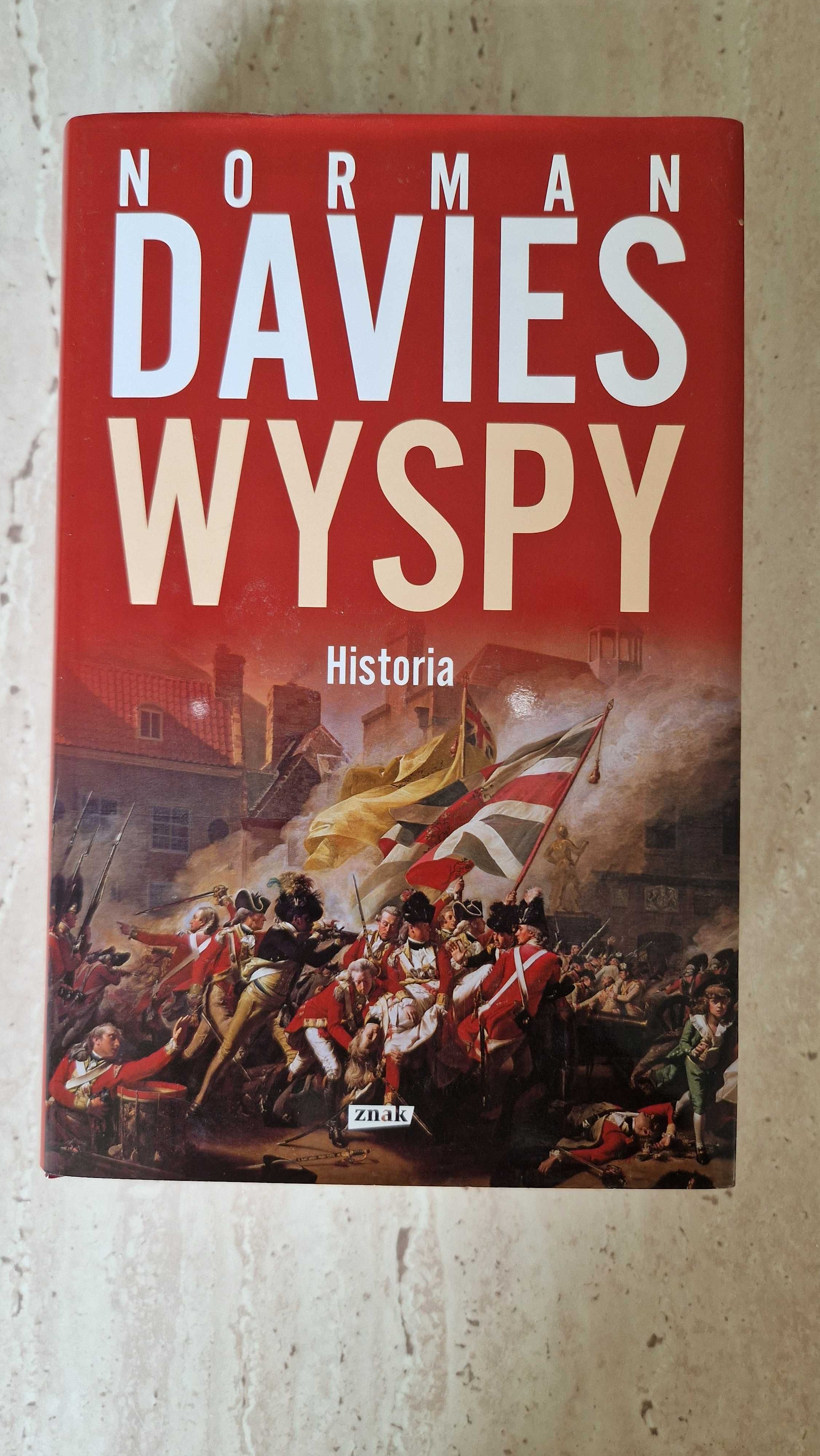 Książka Norman Davies "Wyspy".