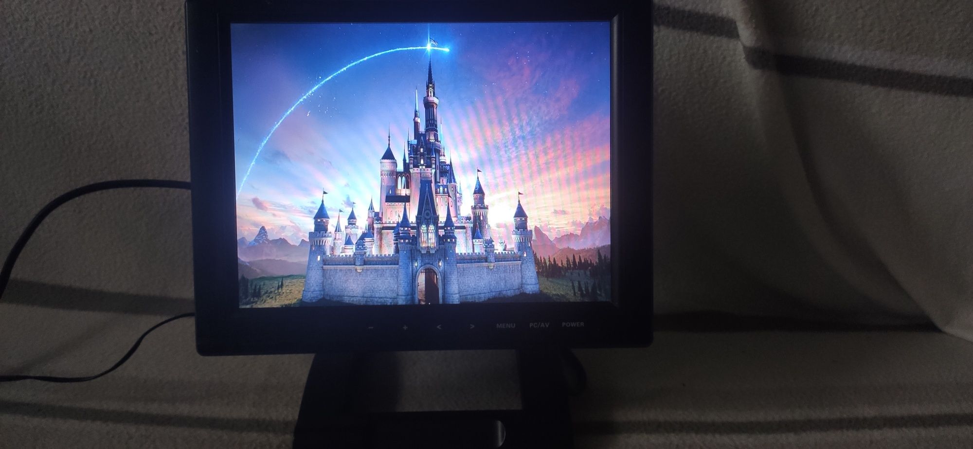 Mini monitor liliput