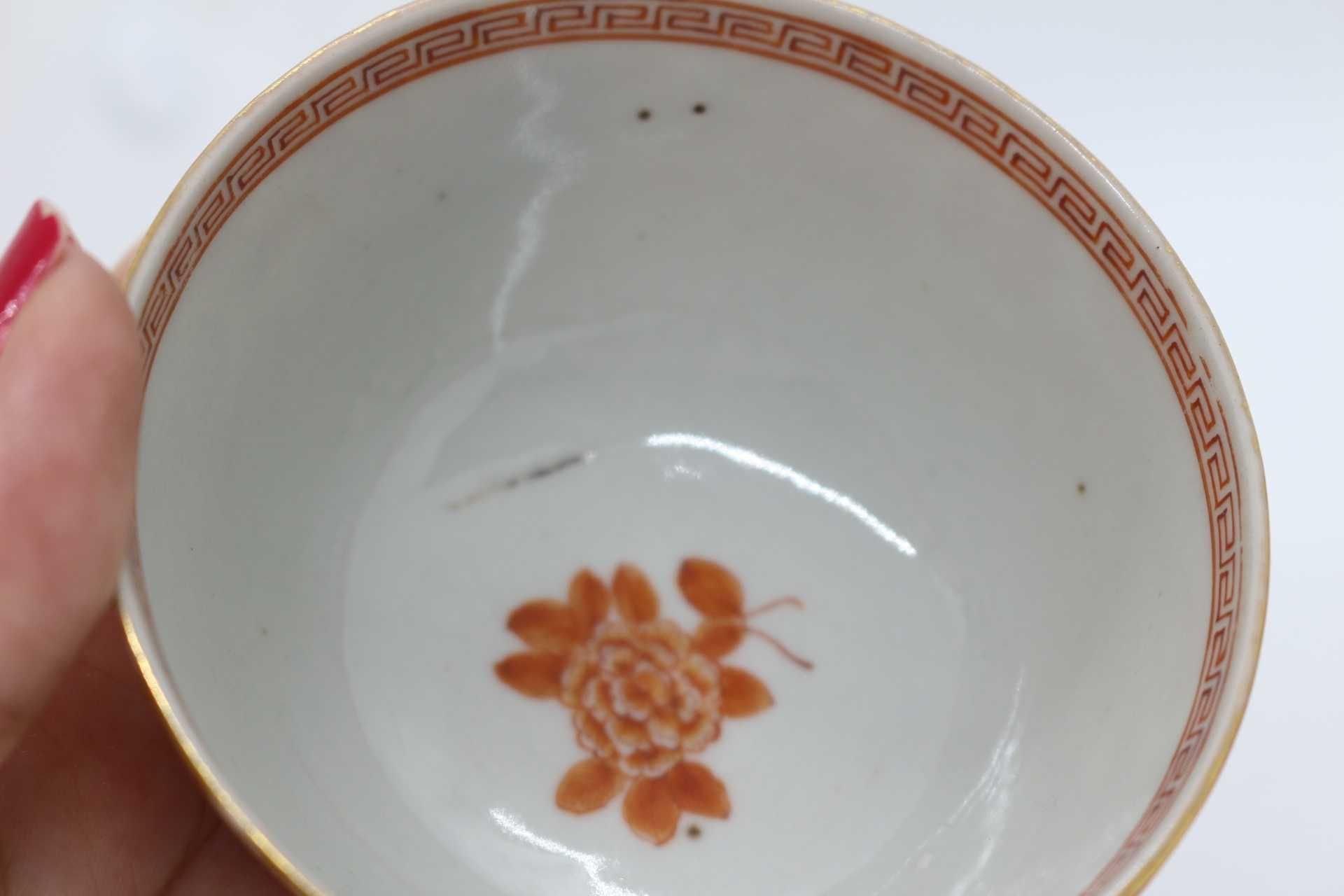 Taça Chá c Prato porcelana China Companhia das Índias Qianlong XVIII