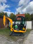 JCB 8014