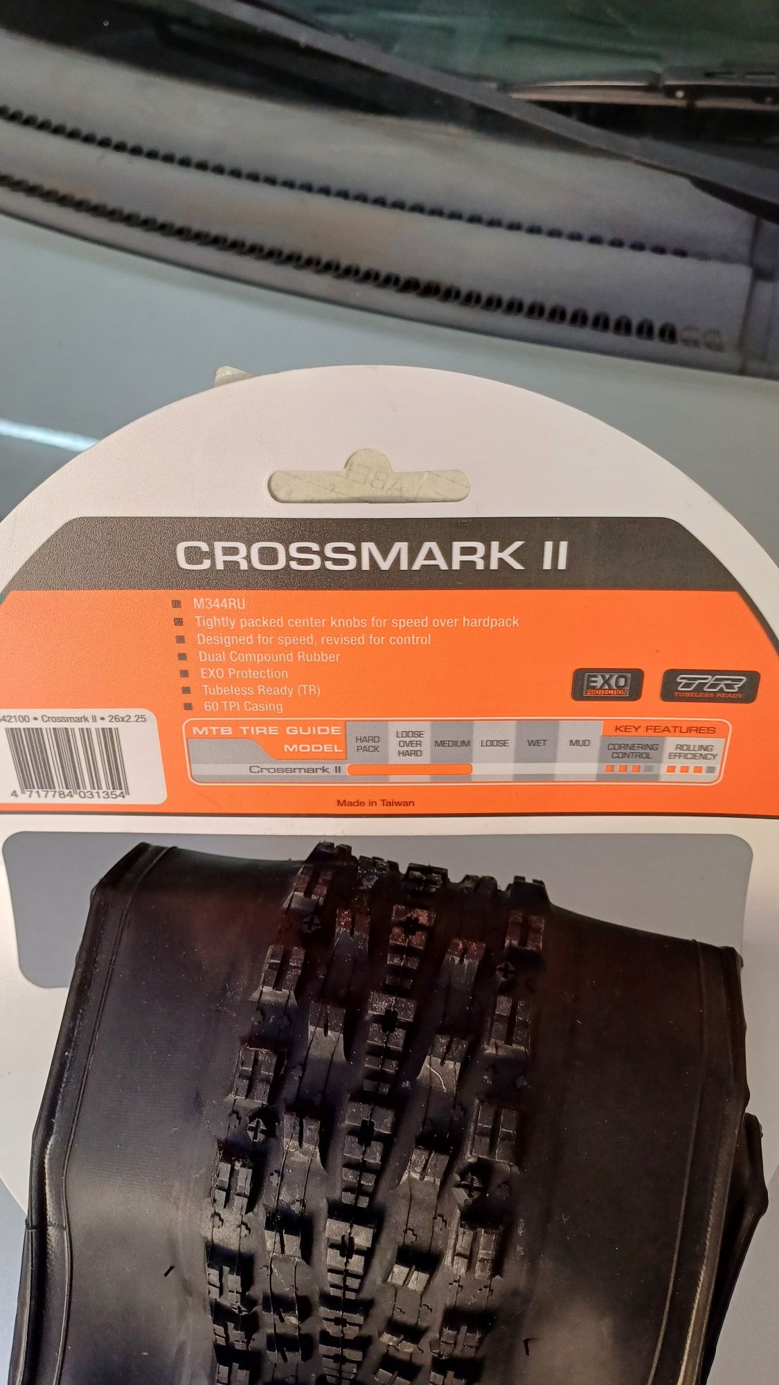 Vendo pneus Maxxis
