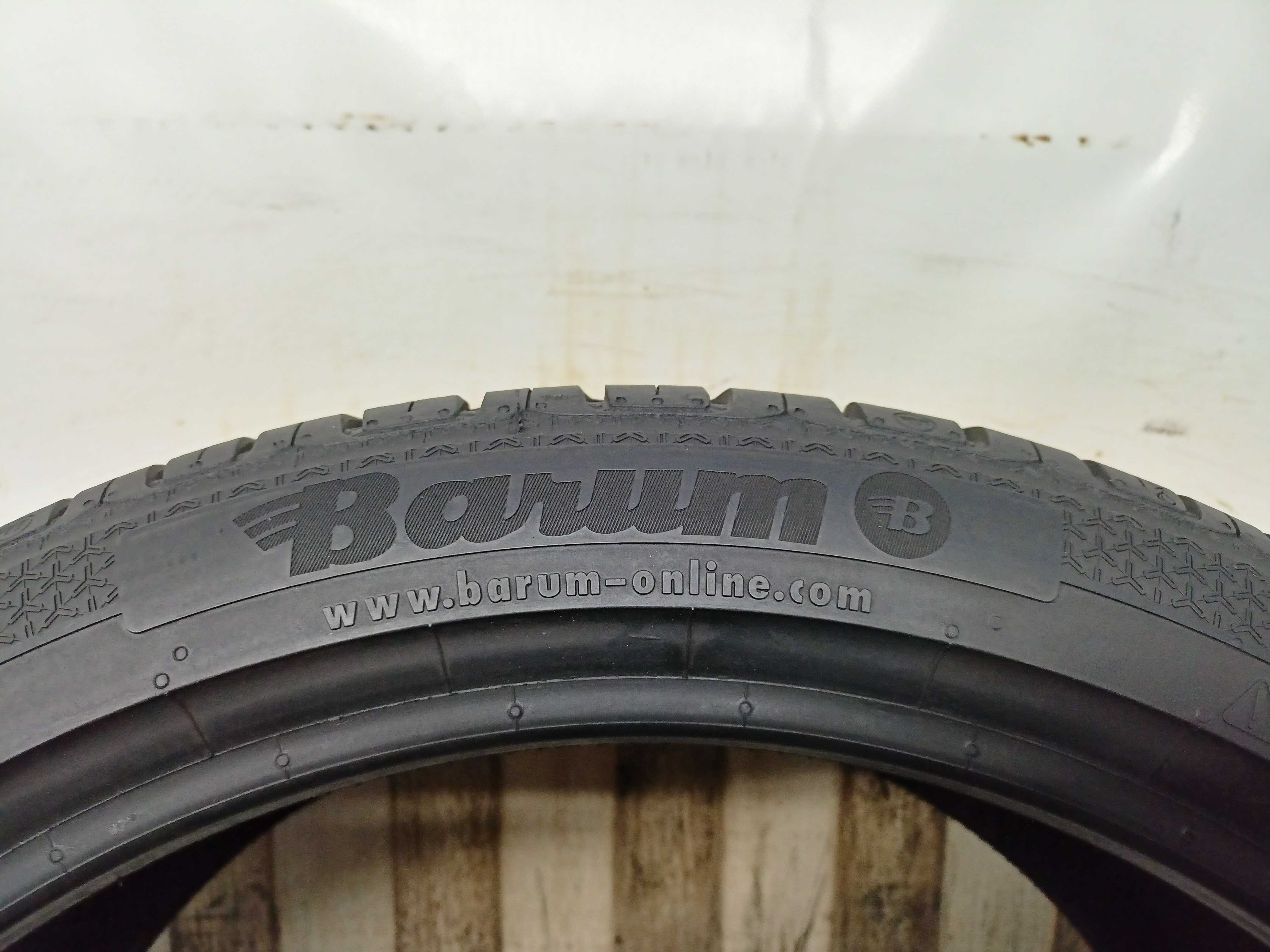 Barum Bravuris 3 225/40/18 2016r. 92Y 7,4mm (5867)