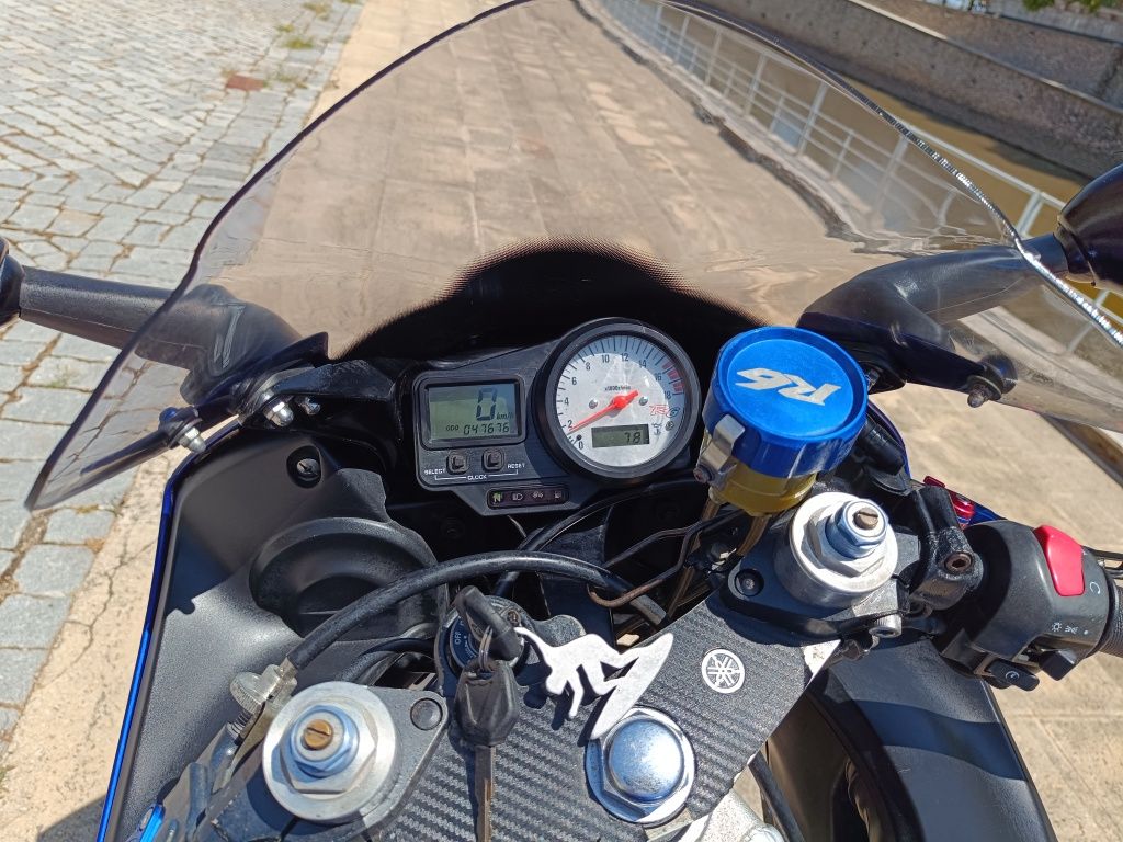 Yamaha YZF R6 vários extras