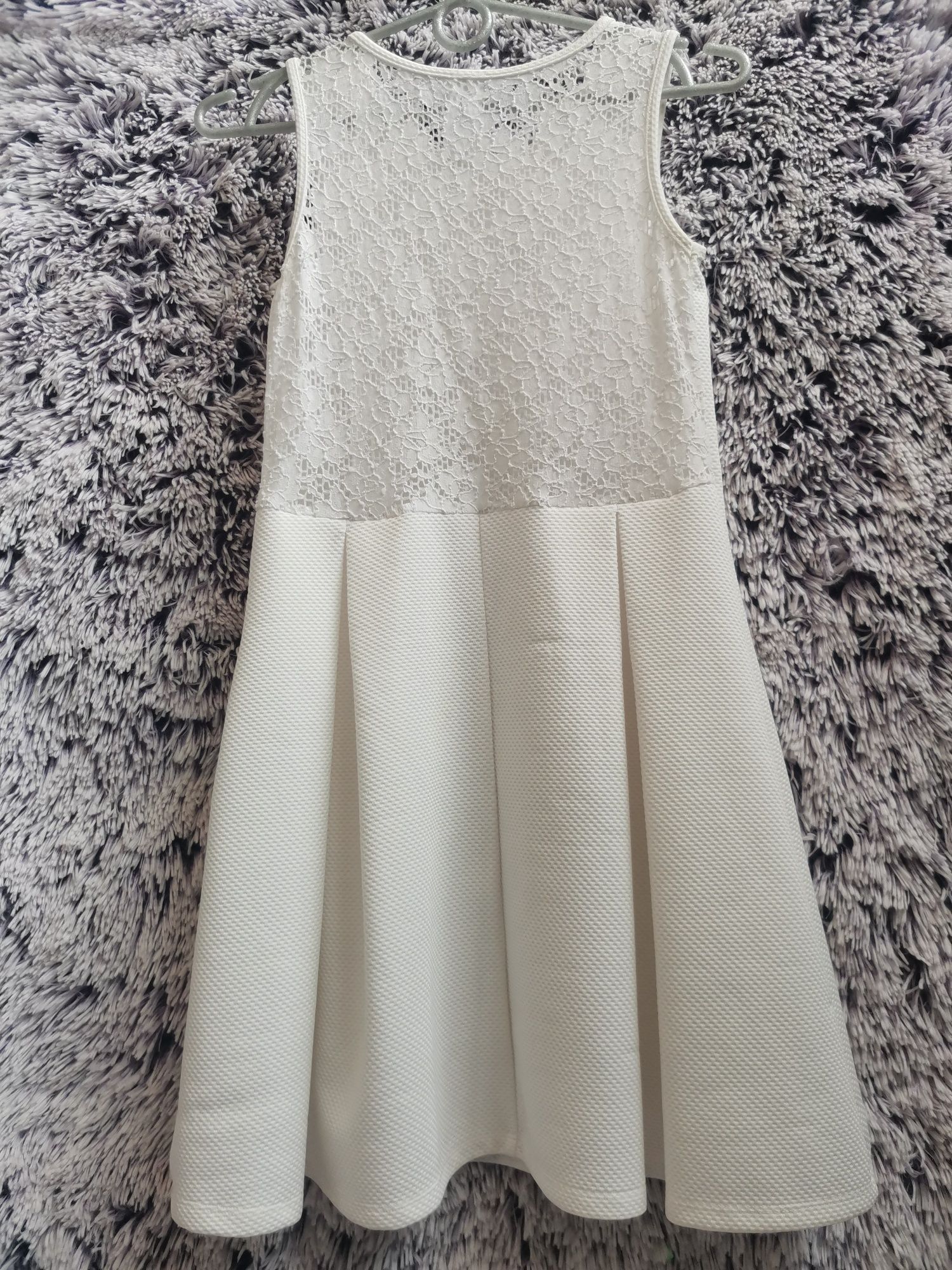 CA kremowa okazjonalna sukienka 146/152 wesele komunia