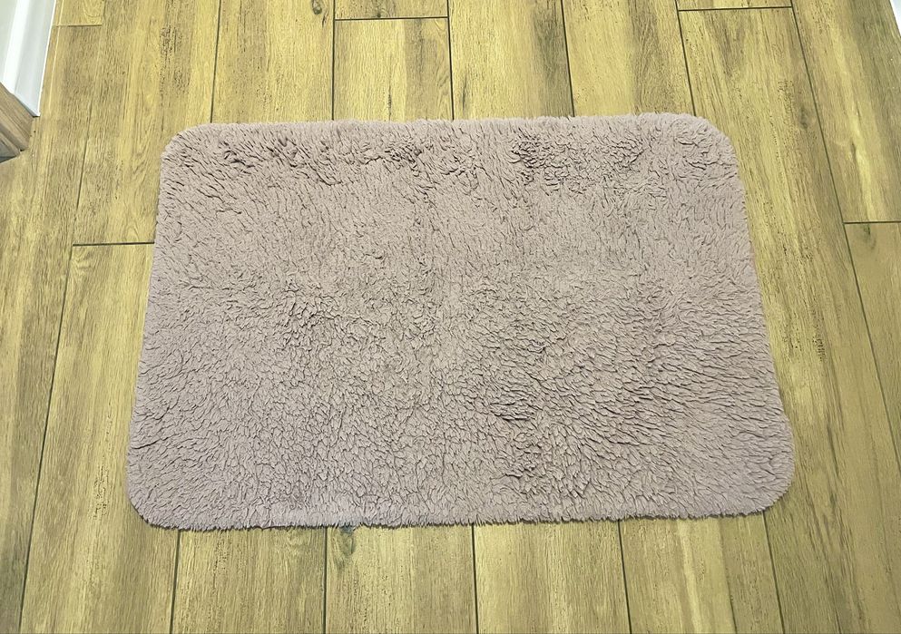 Dywanik dywan pudrowy różowy