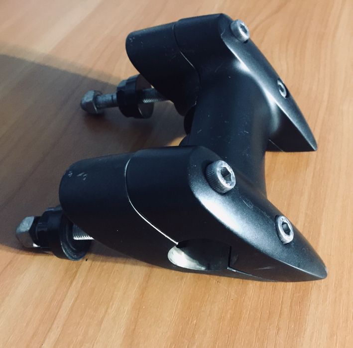 Крепление руля. Райзер. Yamaha Stratoliner xv1900. Оригинал завод.