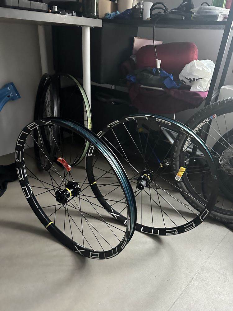 Kola Mavic e deemax 35 boost 27.5 (dtswiss, dartmoor, ns bikes)