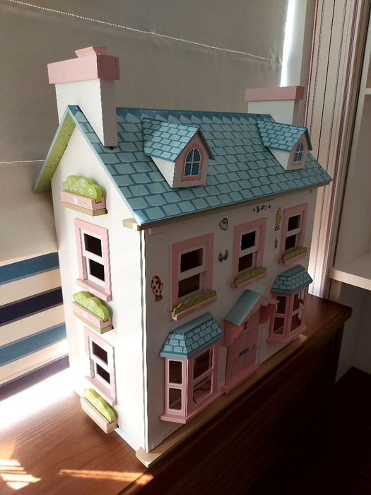 Двухэтажный дом Le Toy Van Mayberry ,Франция деревянный