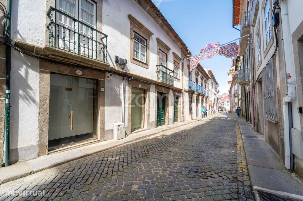 Prédio com 644 m² e Jardim na Rua do Anjo, Braga